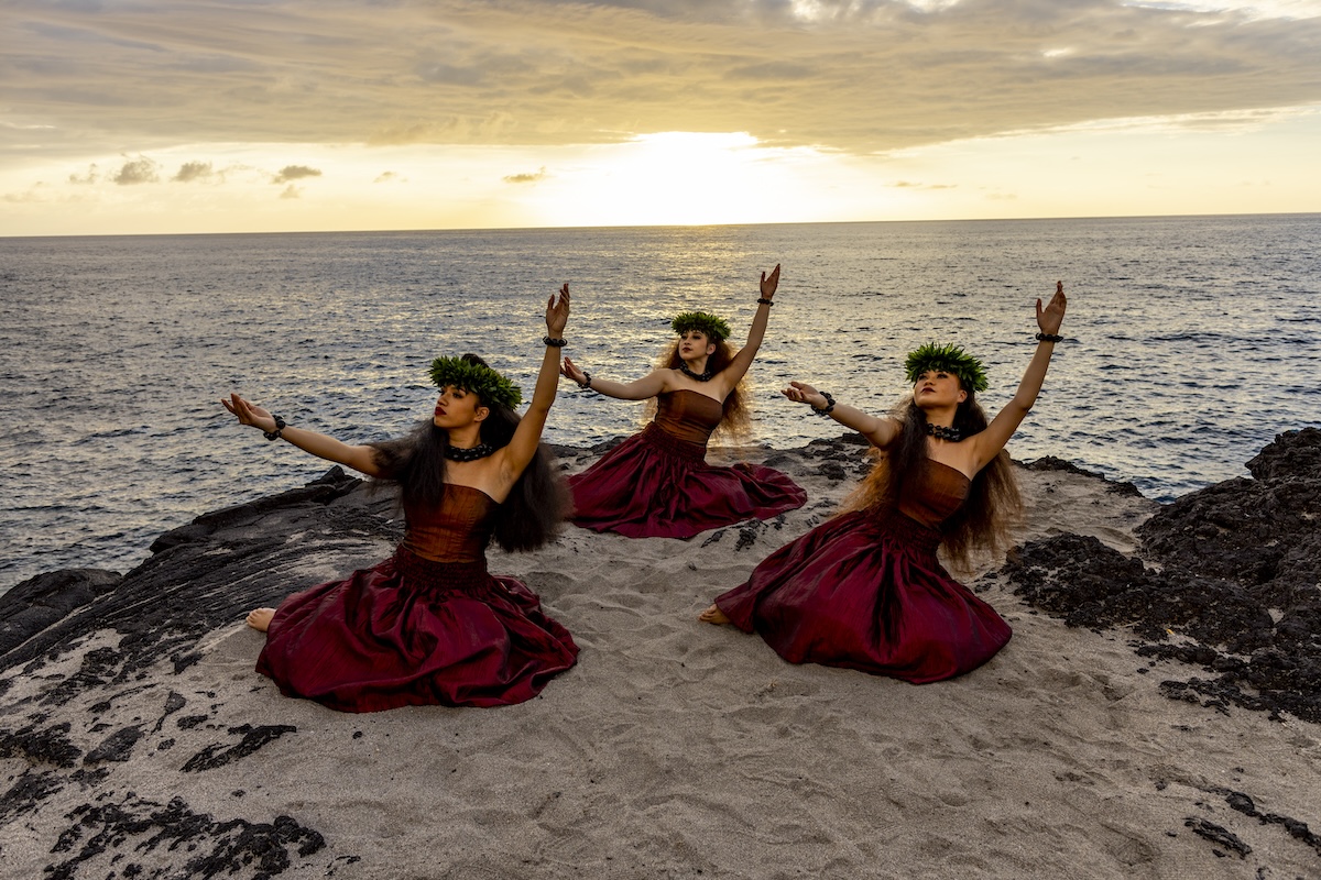 Kona Resort and Spa Luau Cliffside