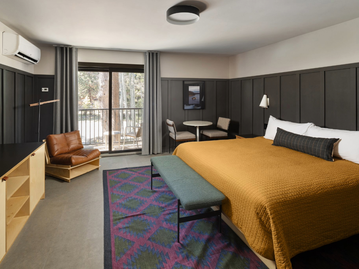 Coachman Hotel