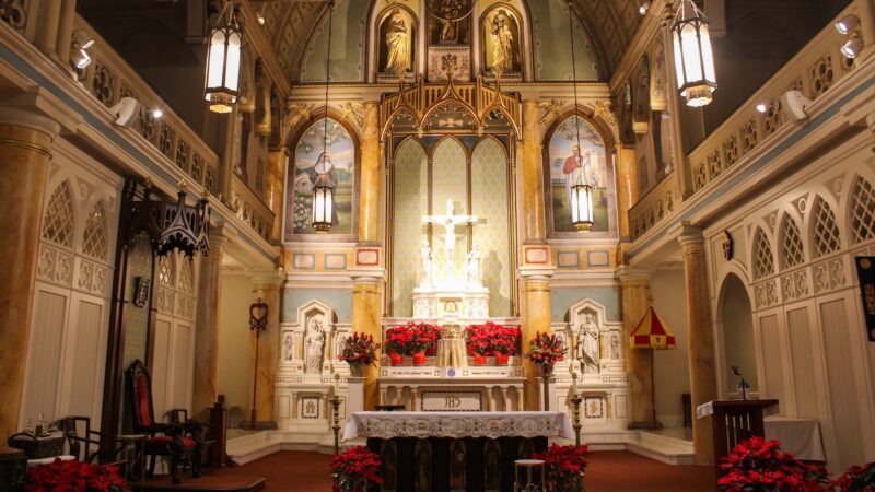 Honolulu Churches Offer Stained-Glass Window into Hawaiian History