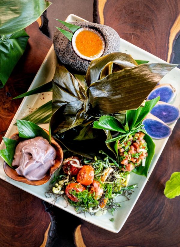 Chefʻs-Laulau_1900px.jpg Chefʻs-Laulau_1900px.jpg